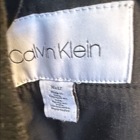 Calvin Klein Men's Elegant Black Dress Pants - Picture 2 of 13